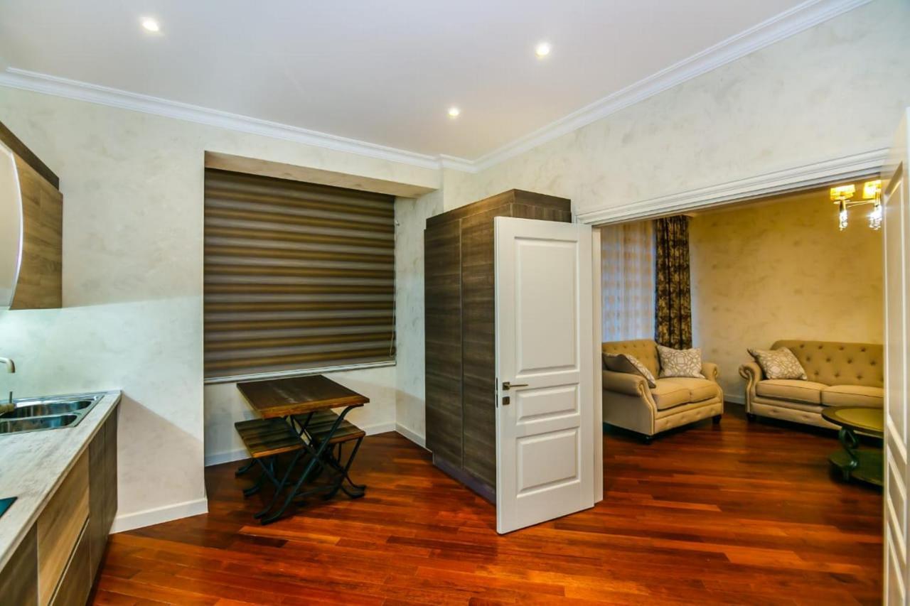 Lux Family Apartment In City Center Μπακού Εξωτερικό φωτογραφία